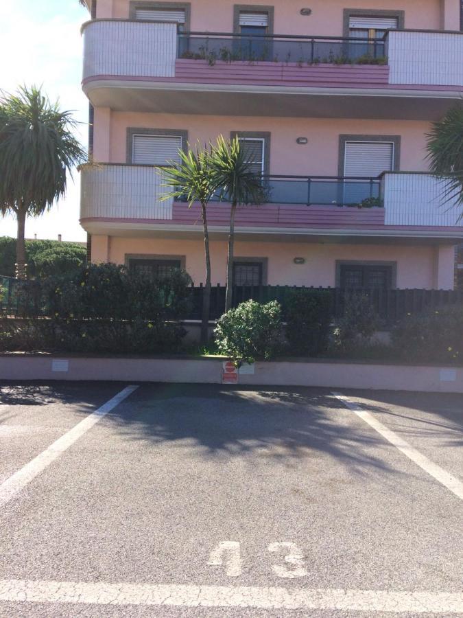 Appartamento Victoria Con Parcheggio Privato Civitavecchia Kültér fotó
